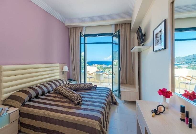 Полулюкс, Ai Yannis Suites And Apartments