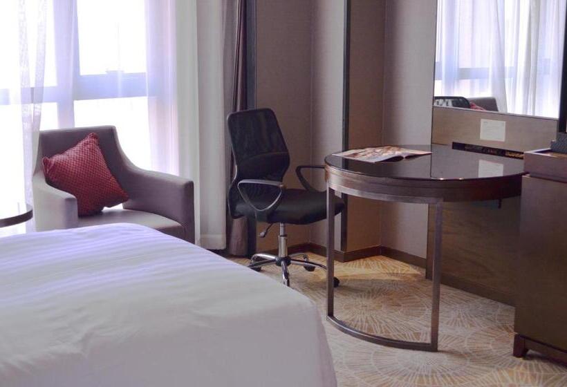 سوییت, The Qube Hotel Shanghai Xinqiao