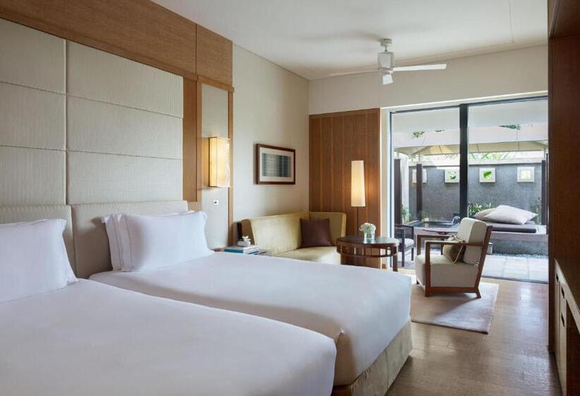 Cabana, The Ritzcarlton Okinawa