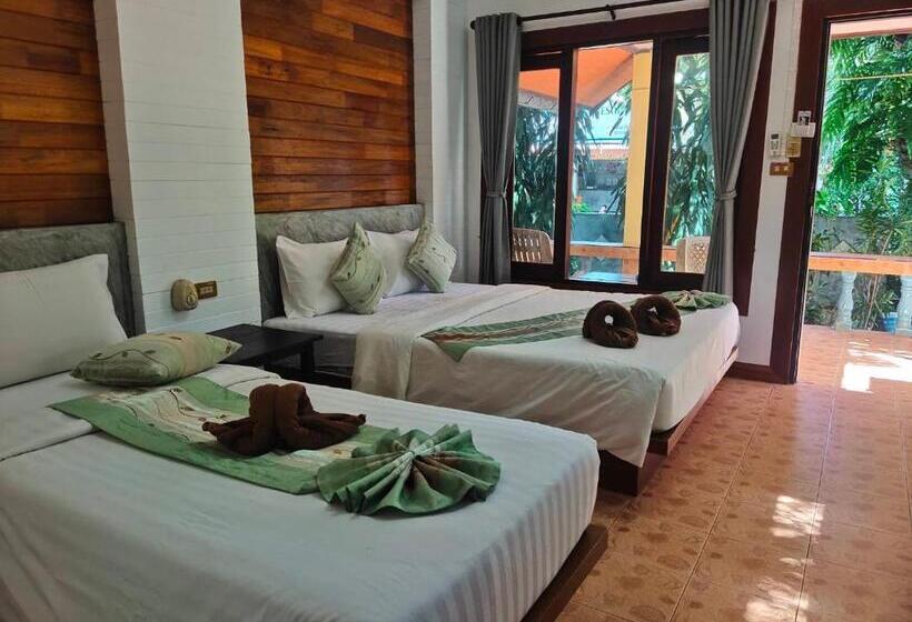 스탠다드 트리플 발코니 룸, Lanta Riviera Beach Resort