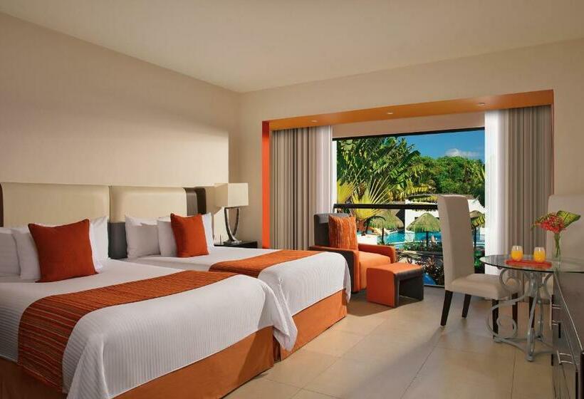 プールの見えるデラックスルーム, Grand Oasis Tulum Riviera