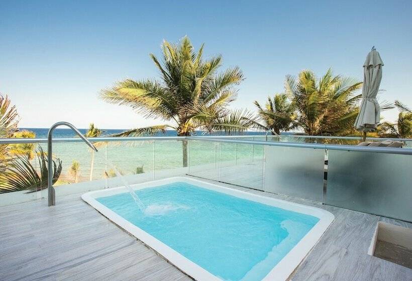 スイートクラブ シービュー, Grand Oasis Tulum Riviera