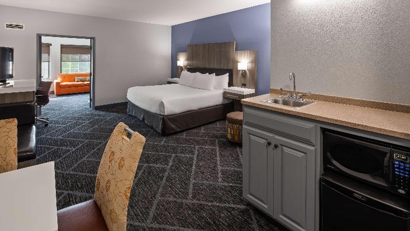스위트 킹사이즈 침대, Best Western Plus Appleton Airport Mall