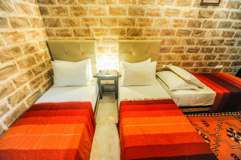 استودیوی سوپریور, Club Quarters Hotel Grand Central, New York
