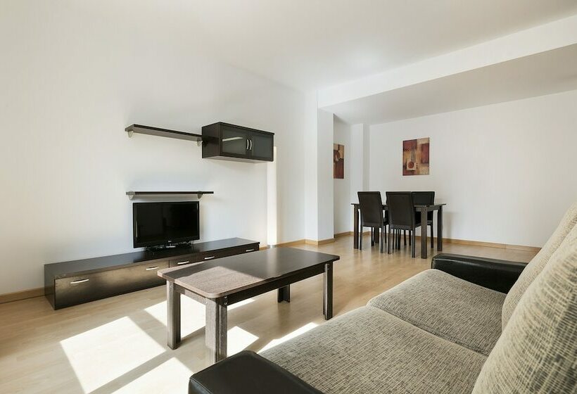 غرفة عائلية, Madrid Airport Suites, Affiliated By Meliá