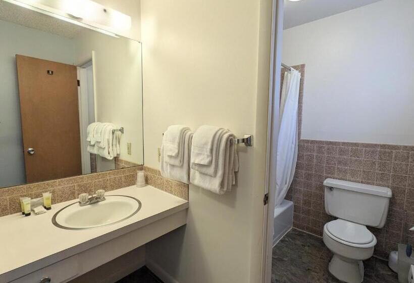 Номер Стандартный Кровать Куин, Western Riviera Lakeside Lodging