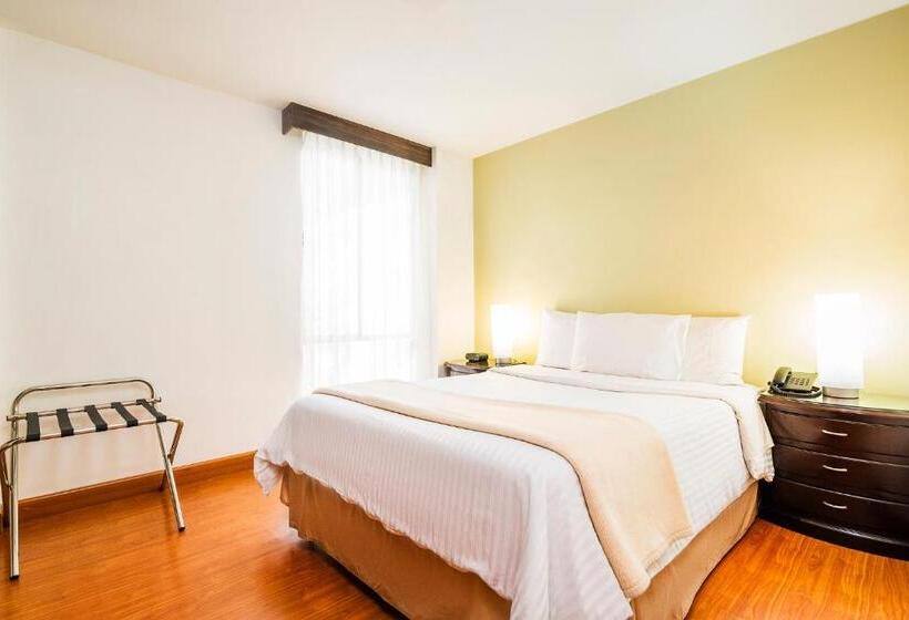 آپارتمان 1 خوابه, Lloyds Apartasuites Parque 93