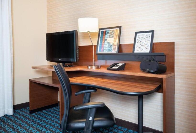 Студио Стандарт Кровать Кинг, Fairfield Inn & Suites By Marriott Dubois