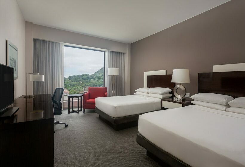 Номер Deluxe Вид на Город, Marriott Panama Hotel   Albrook