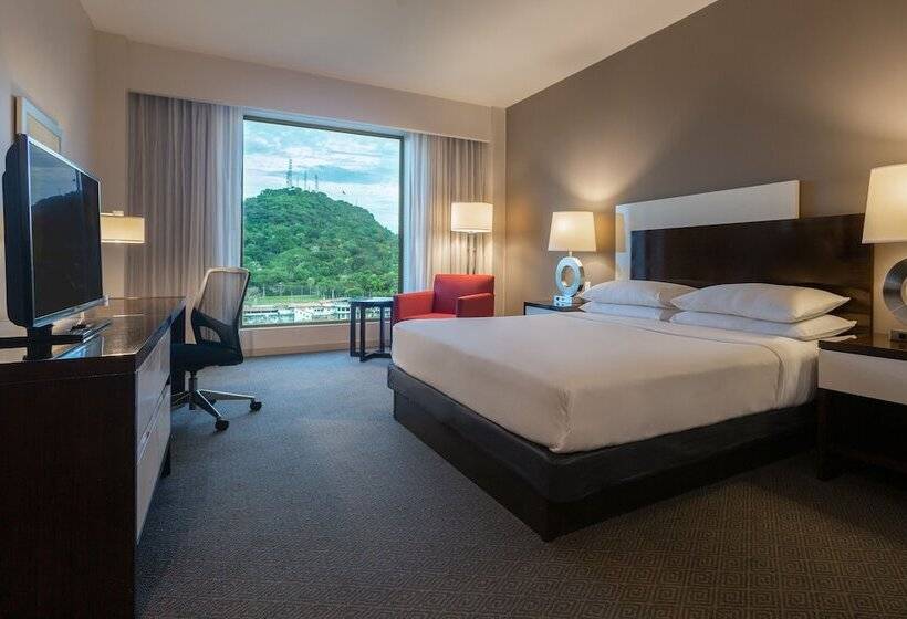 Люкс Вид на Город, Marriott Panama Hotel   Albrook