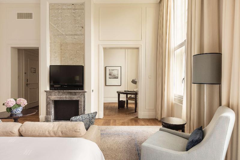 Junior Suite King Bed, Waldorf Astoria Amsterdam