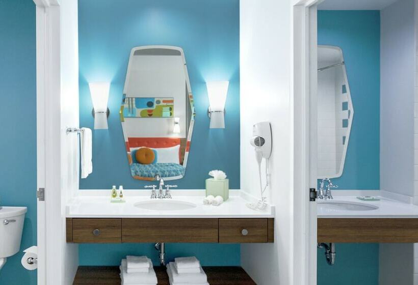سوییت خانوادگی, Universal's Cabana Bay Beach Resort