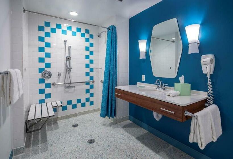 اتاق استاندارد برای معلولان, Universal's Cabana Bay Beach Resort