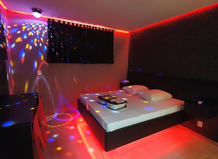 스탠다드 룸 킹사이즈 침대, Desejo Motel