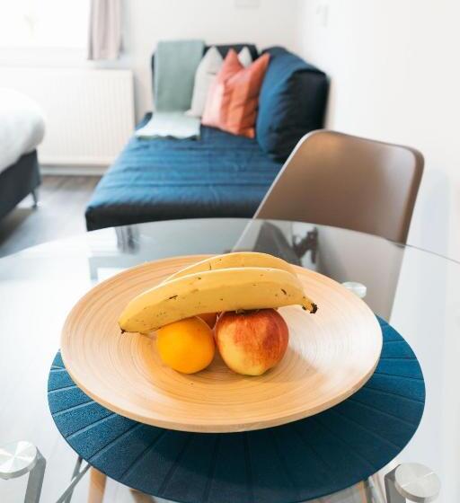 استودیوی لوکس, Prime Suites Lytham