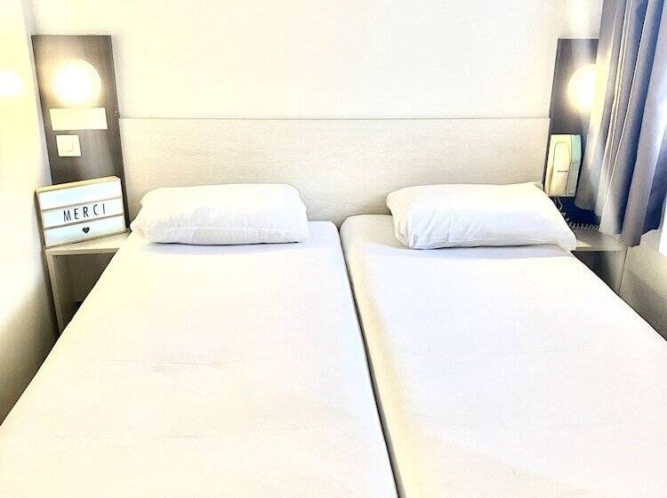 스탠다드 룸, Brit Hotel Lyon Nord Dardilly