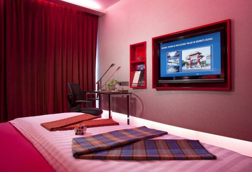 Номер Deluxe, Galleria Sukhumvit 10 Bangkok By Compass Hospitality