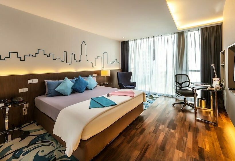 Номер Deluxe, Galleria Sukhumvit 10 Bangkok By Compass Hospitality