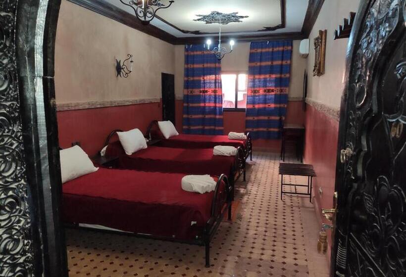 Номер Стандарт Трехместный, Hôtel Lakasbah Ait Ben Haddou