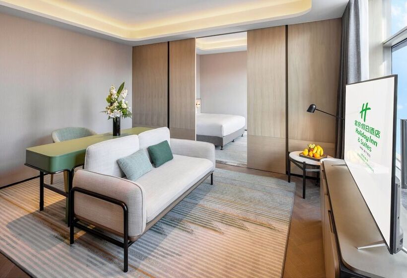 سوییت, Holiday Inn Express Qingdao Jinshui, An Ihg