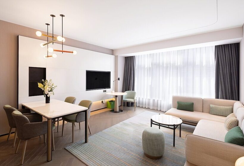 سوییت, Holiday Inn Express Qingdao Jinshui, An Ihg