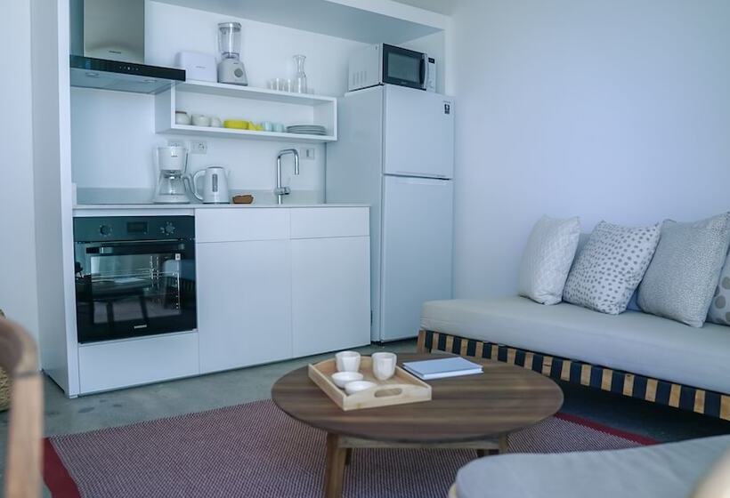 سوییت, Casagrande Hotel & Beach Club