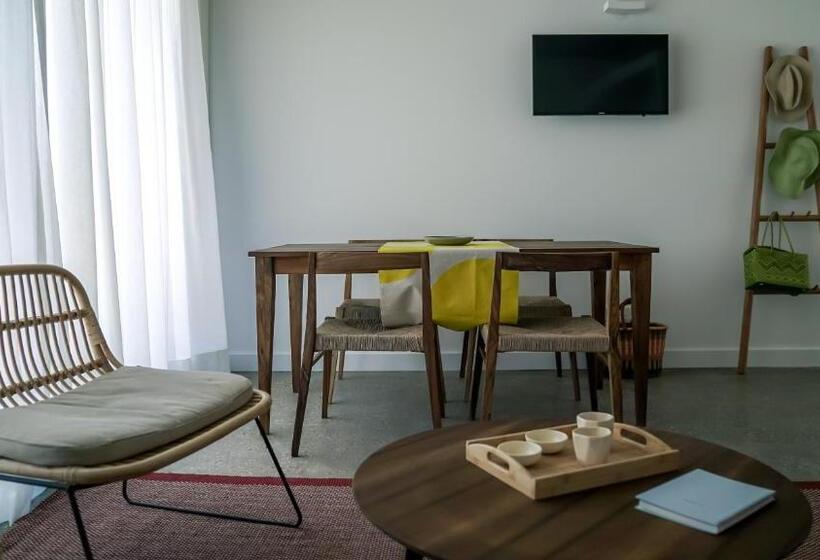سوییت, Casagrande Hotel & Beach Club