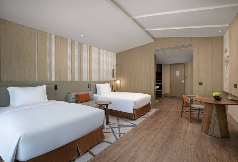 Premium room w/ mountain view, Crowne Plaza Chongli Resort, An Ihg