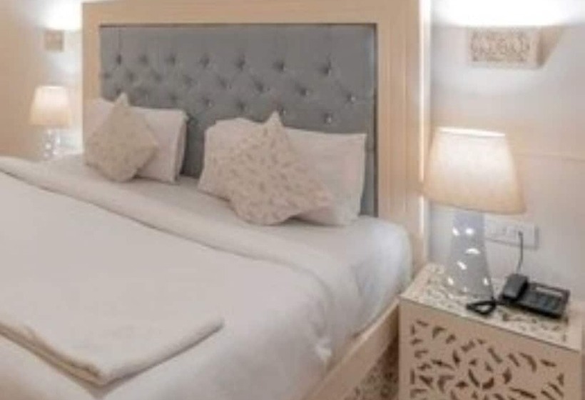 اتاق لوکس, Lillywoods Zac Beach Resort, Calangute