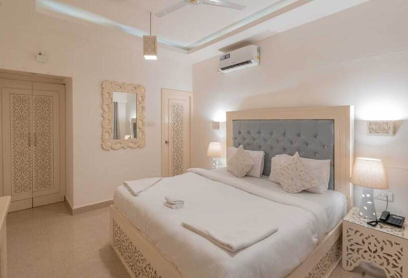 اتاق لوکس, Lillywoods Zac Beach Resort, Calangute