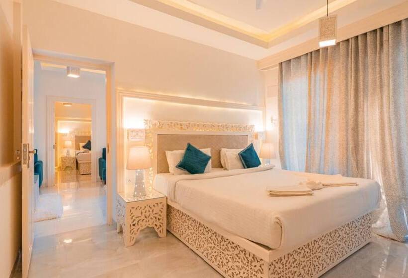 سوئیت پرزیدنت, Lillywoods Zac Beach Resort, Calangute