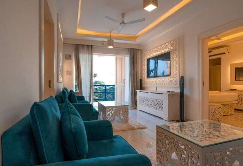 سوئیت پرزیدنت, Lillywoods Zac Beach Resort, Calangute