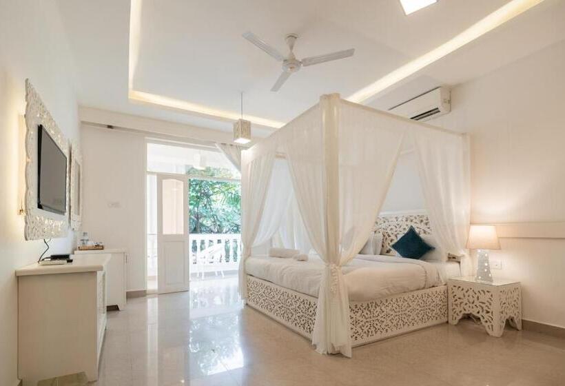 اتاق سوپریور با بالکن, Lillywoods Zac Beach Resort, Calangute