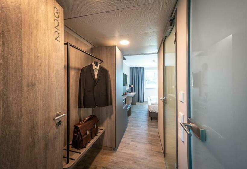 수피리어 룸, Loginn Hotel Stuttgart Zuffenhausen