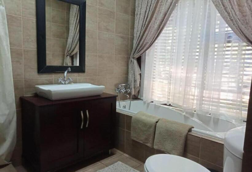 Семейный Номер, Aloe Klerksdorp