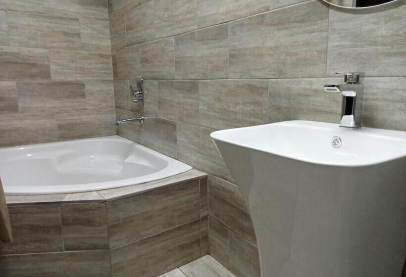 Семейный Номер, Aloe Klerksdorp