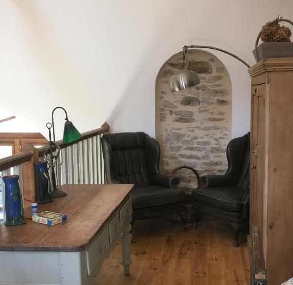 Family Suite, No 6
