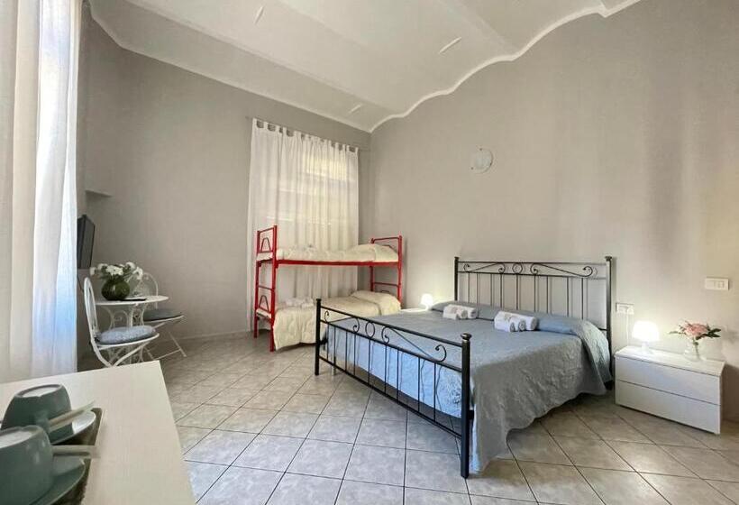 اتاق استاندارد چهار تخته, Ostello San Giovanni Bosco