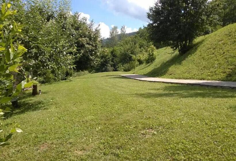 Студио Стандарт Вид на Бассейн, La Collina Dei Franchi