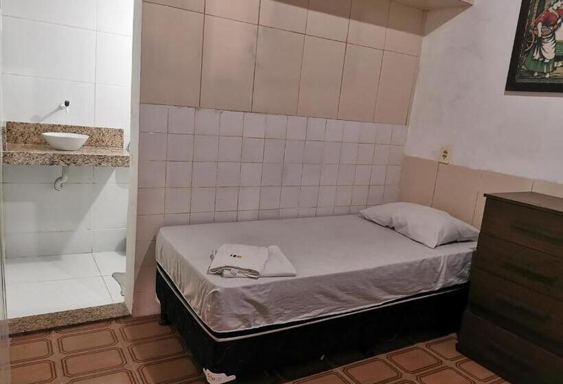 Люкс, Sos Hostel