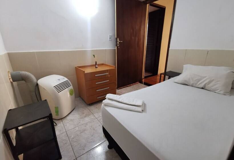 Люкс, Sos Hostel