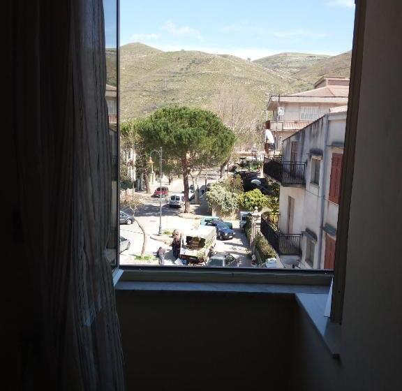 اتاق استاندارد یک نفره, Albergo Ristorante Pizzeria Del Viale