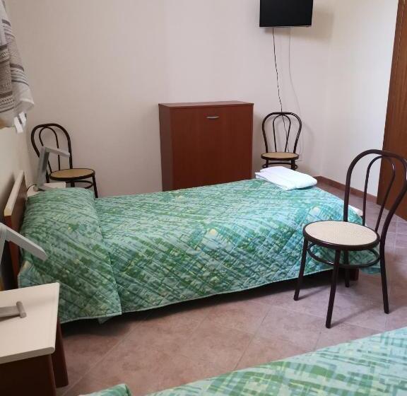 اتاق استاندارد, Albergo Ristorante Pizzeria Del Viale