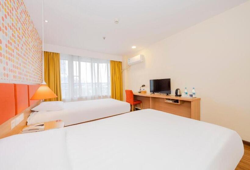 اتاق استاندارد, Home Inn Chongqing Lianglukou Station