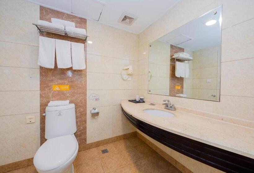 سوییت, Home Inn Chongqing Lianglukou Station