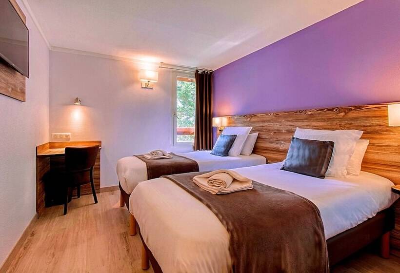 Номер Стандарт, Brit Hotel Confort Pau Lons