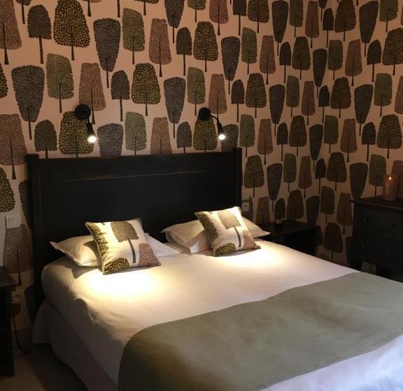 اتاق لوکس با تراس, Hôtel Restaurants & Spa Perier Du Bignon