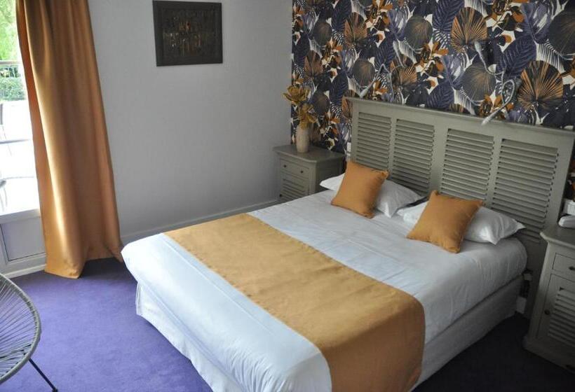 اتاق لوکس با تراس, Hôtel Restaurants & Spa Perier Du Bignon