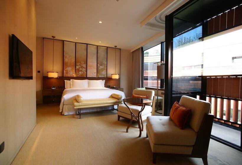 프리미엄 룸, Hualuxe Shanghai Twelve At Hengshan, An Ihg