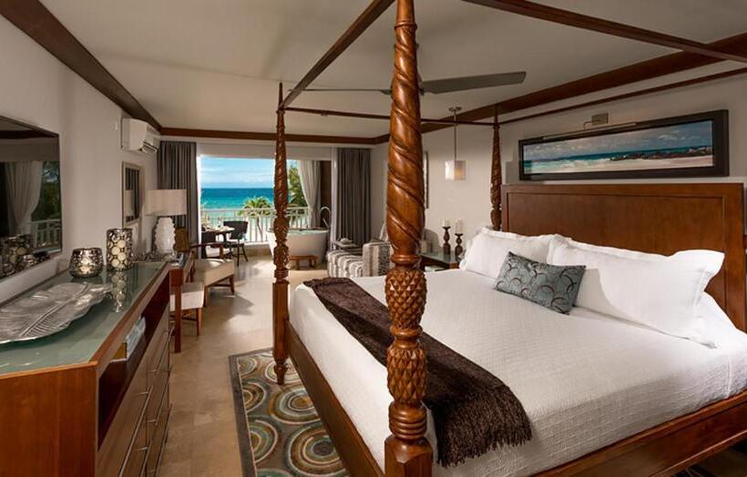 سوئیت کلاب, Sandals Barbados All Inclusive  Couples Only